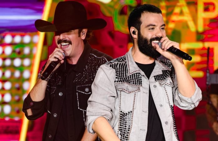 Fiduma & Jeca lançam ‘Chapéu Preto’, primeira faixa do álbum ‘Finalmente Ao Vivo’ Novo hit viraliza entre os fãs no Tik Tok